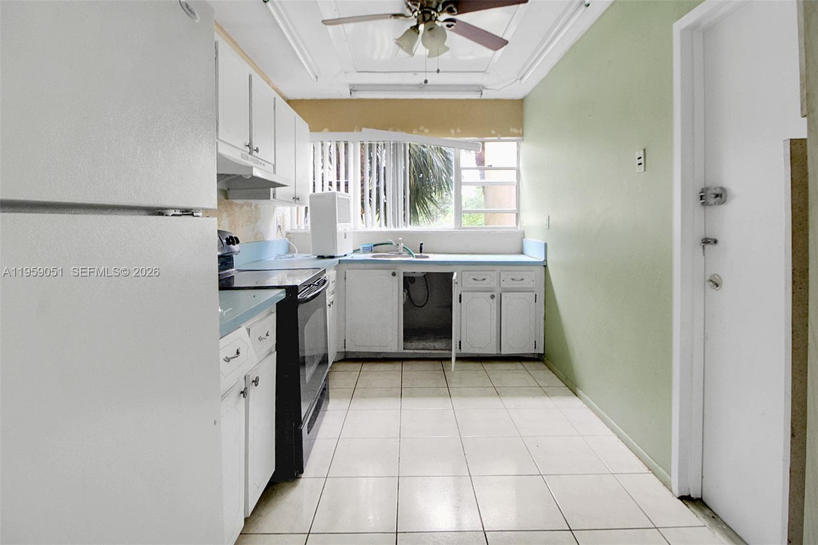 942 NE 199th St # 2F, Miami FL 33179 — 12