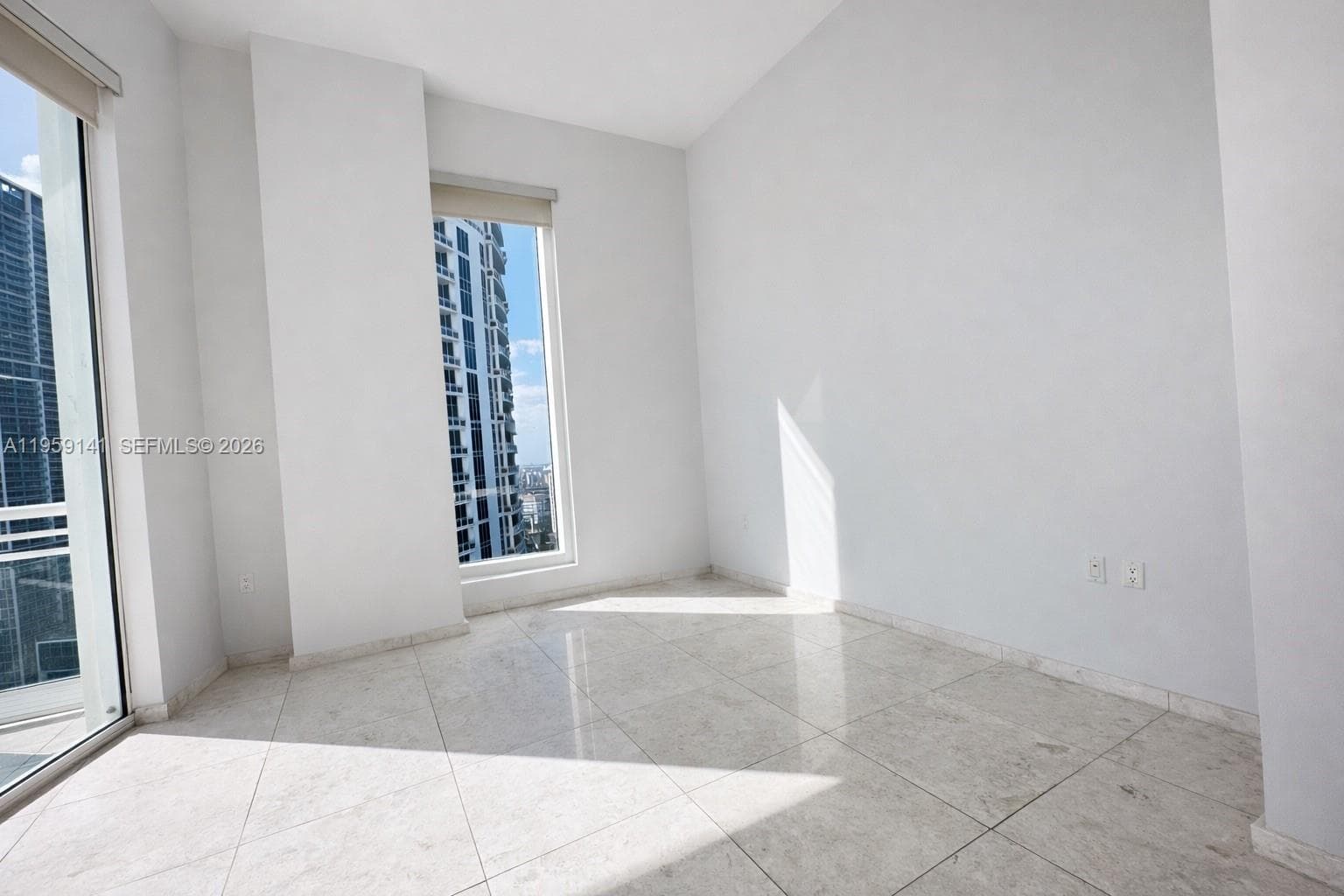 900 Brickell Key Blvd # 2405, Miami FL 33131 — 19