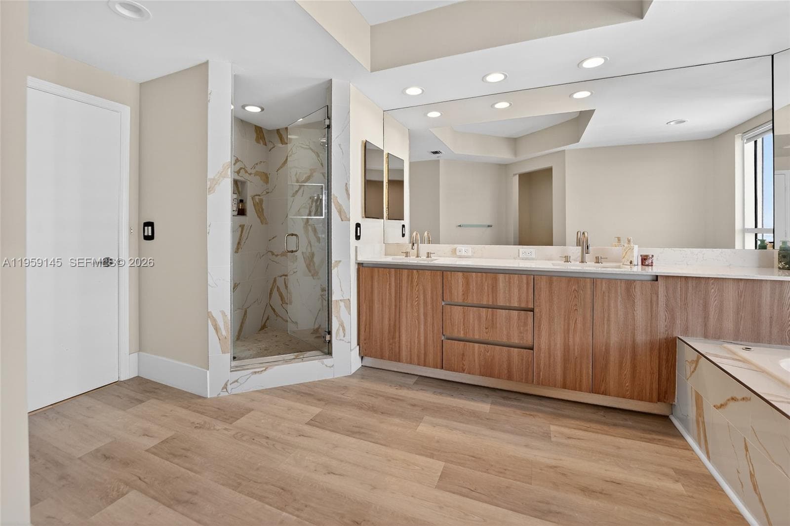 21050 Point Pl # 2301, Aventura FL 33180 — 23