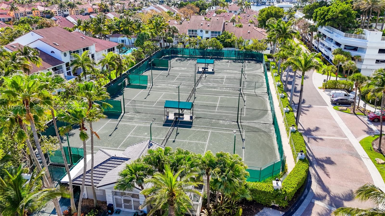 21050 Point Pl # 2301, Aventura FL 33180 — 38
