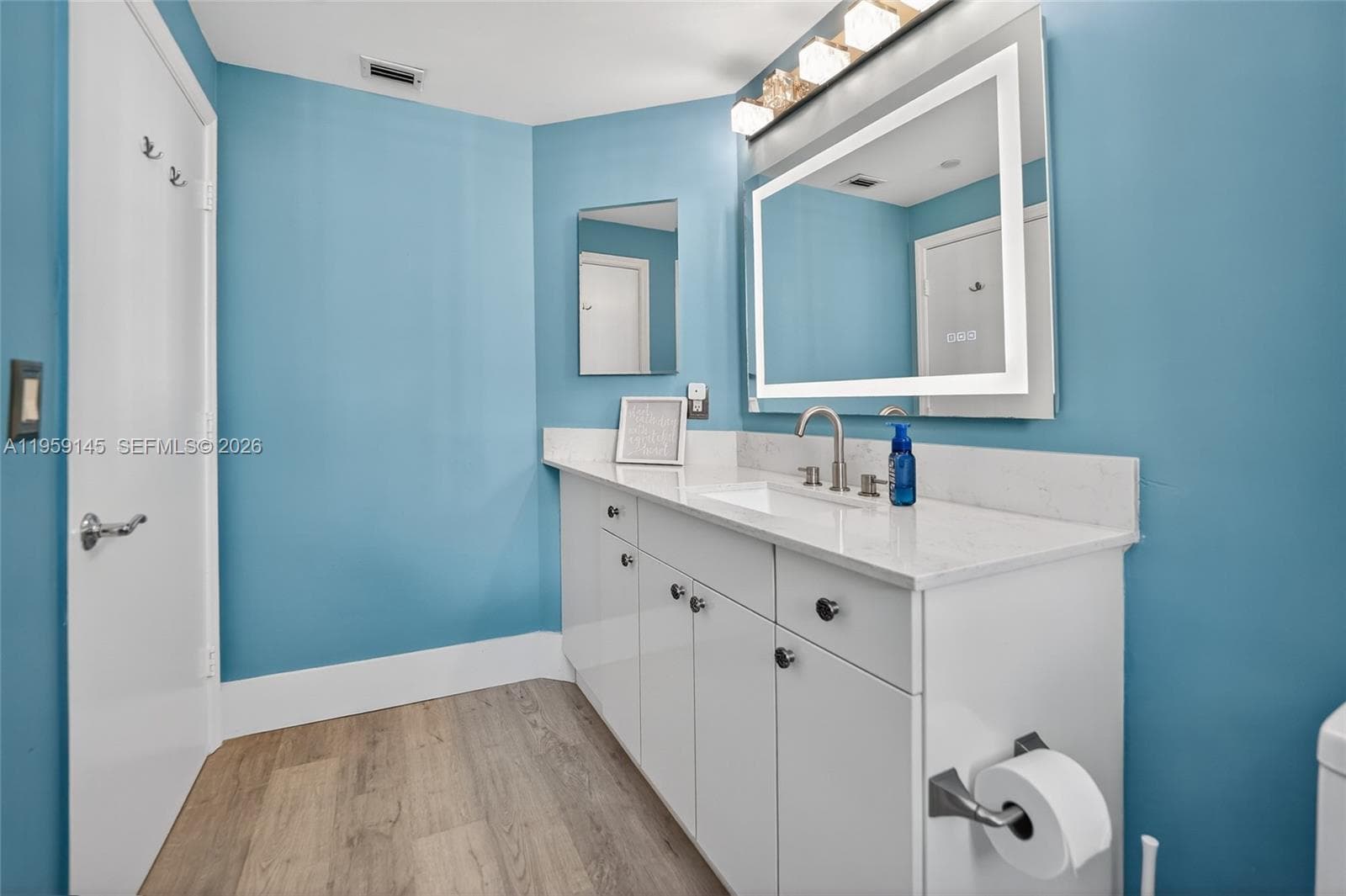 21050 Point Pl # 2301, Aventura FL 33180 — 29