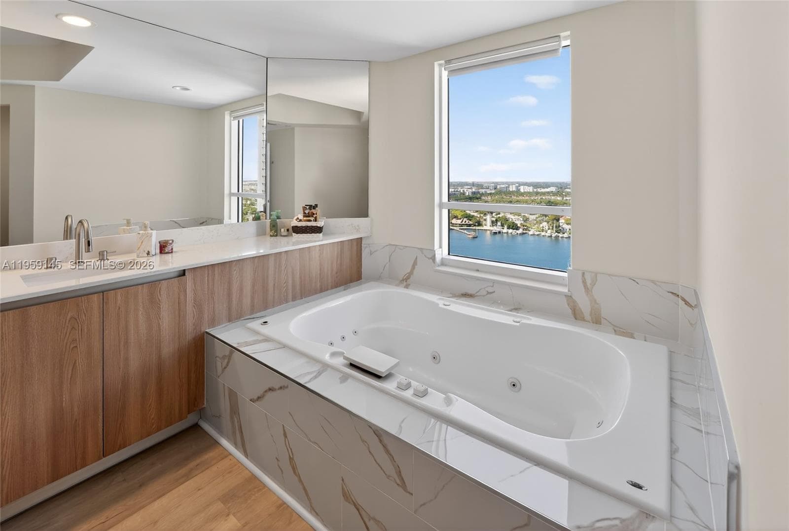 21050 Point Pl # 2301, Aventura FL 33180 — 25