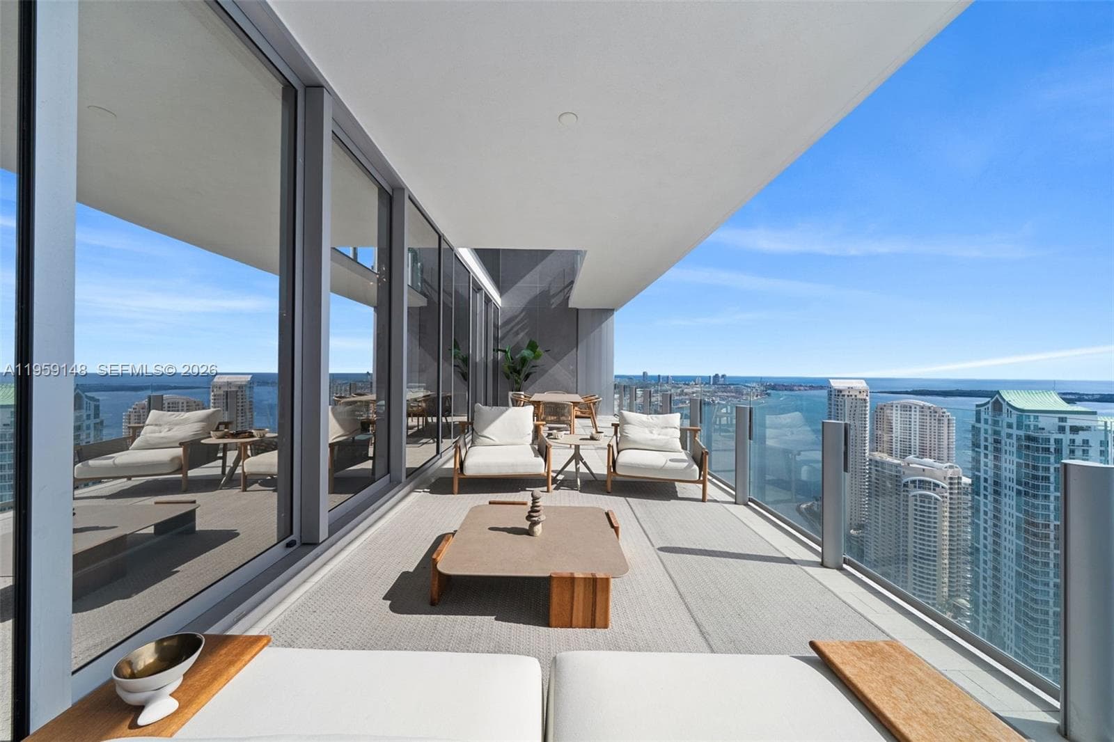 300 Biscayne Blvd Way # 4602, Miami FL 33131 — 7