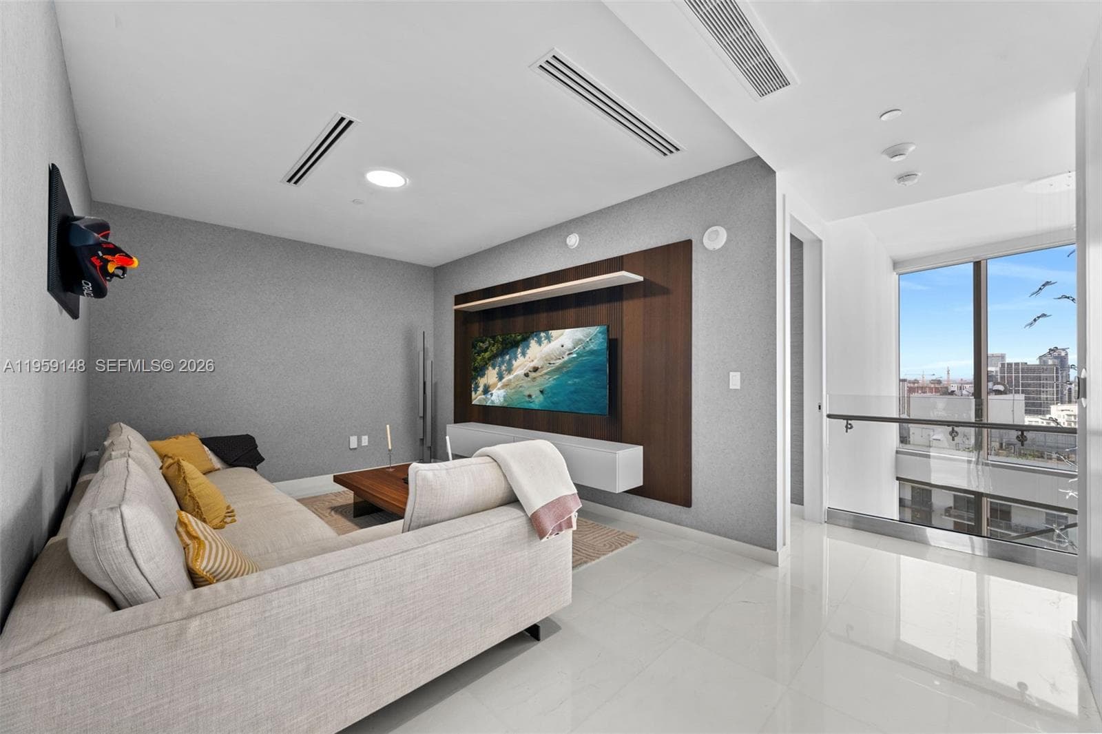300 Biscayne Blvd Way # 4602, Miami FL 33131 — 14