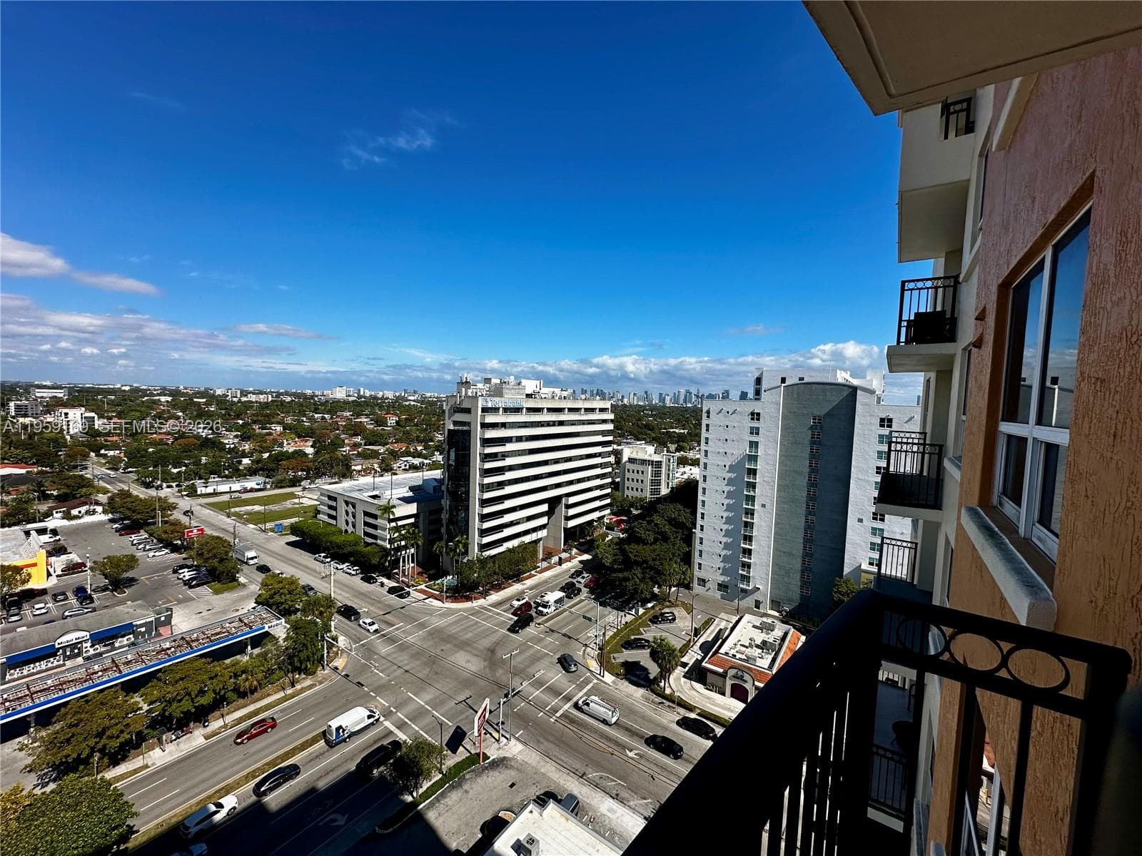 3232 SW 22nd Ter # 1604, Miami FL 33145 — 33