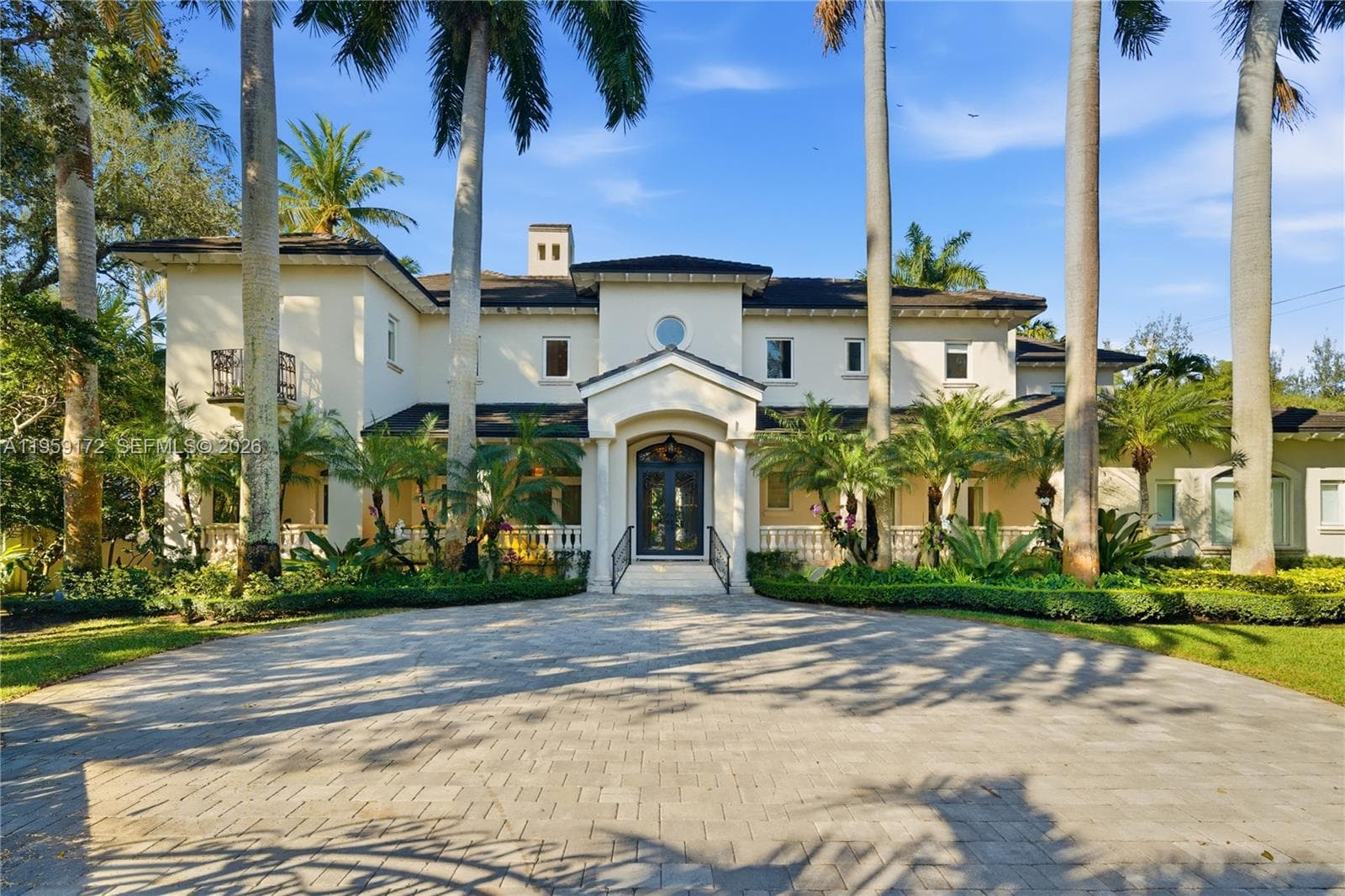 8400 SW 52nd Ave, Miami FL 33143 — 3