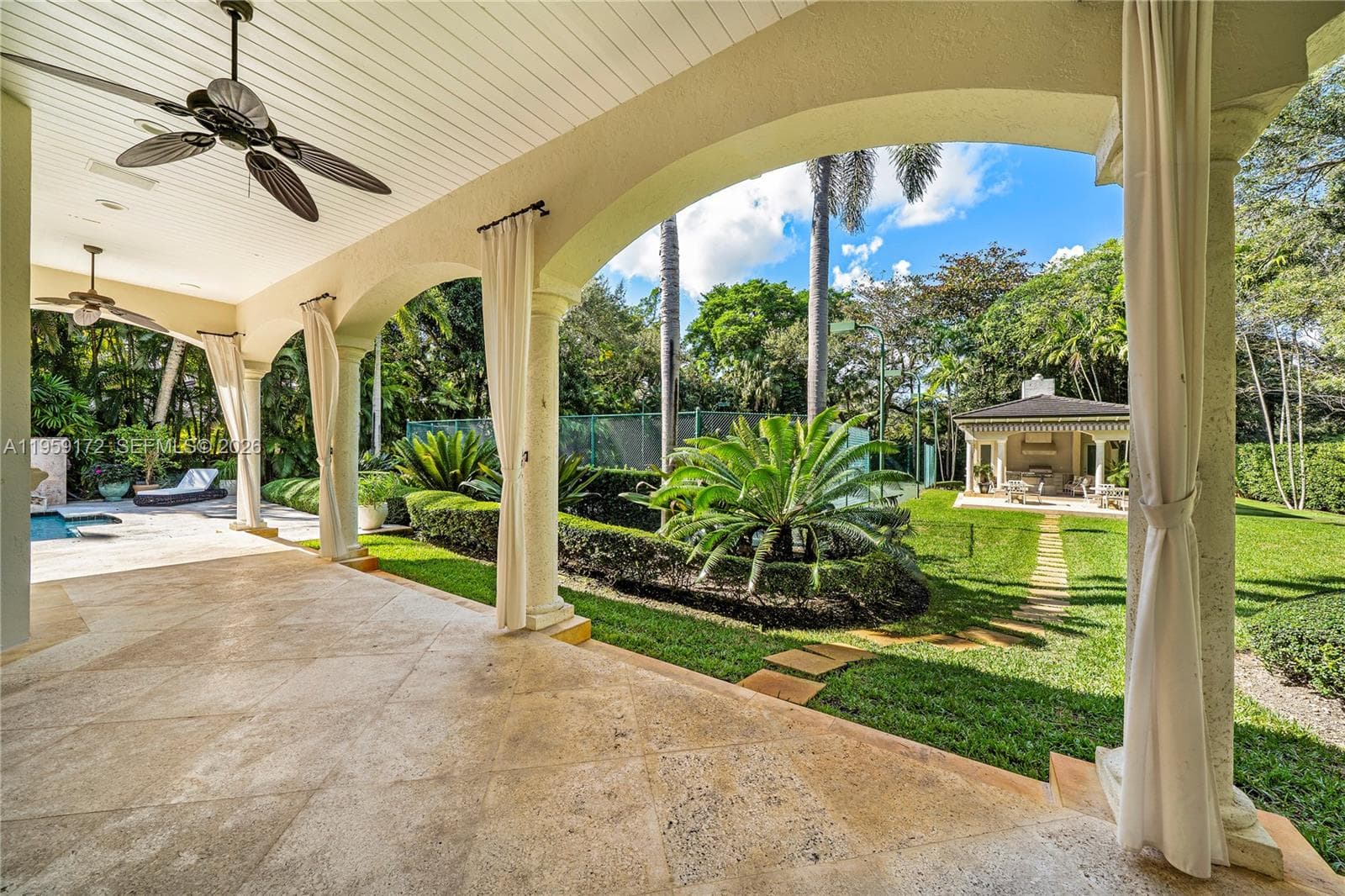 8400 SW 52nd Ave, Miami FL 33143 — 55
