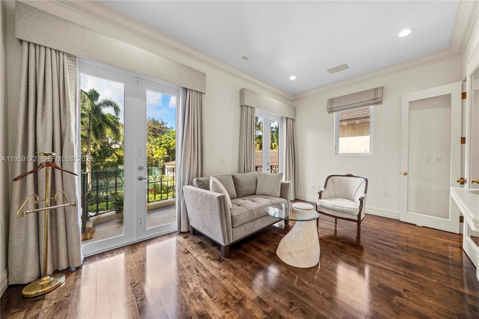 8400 SW 52nd Ave, Miami FL 33143 — 39