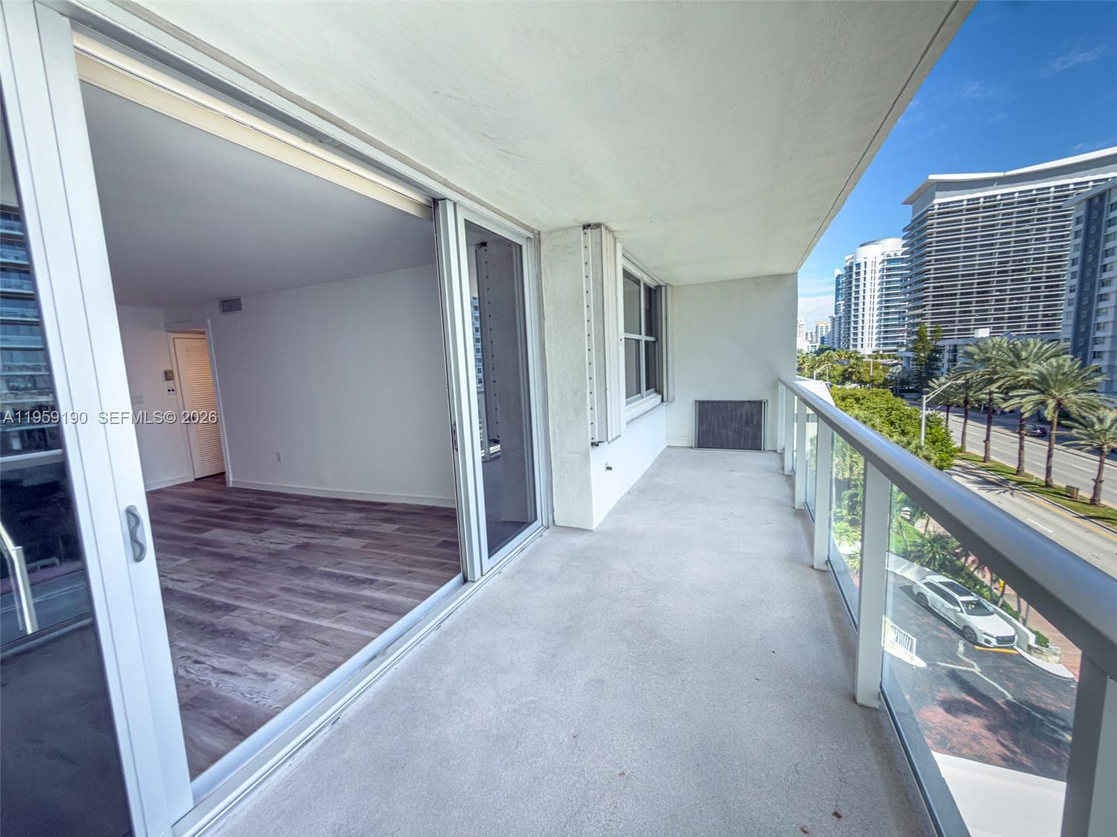 5750 Collins Ave # 6J, Miami Beach FL 33140 — 6