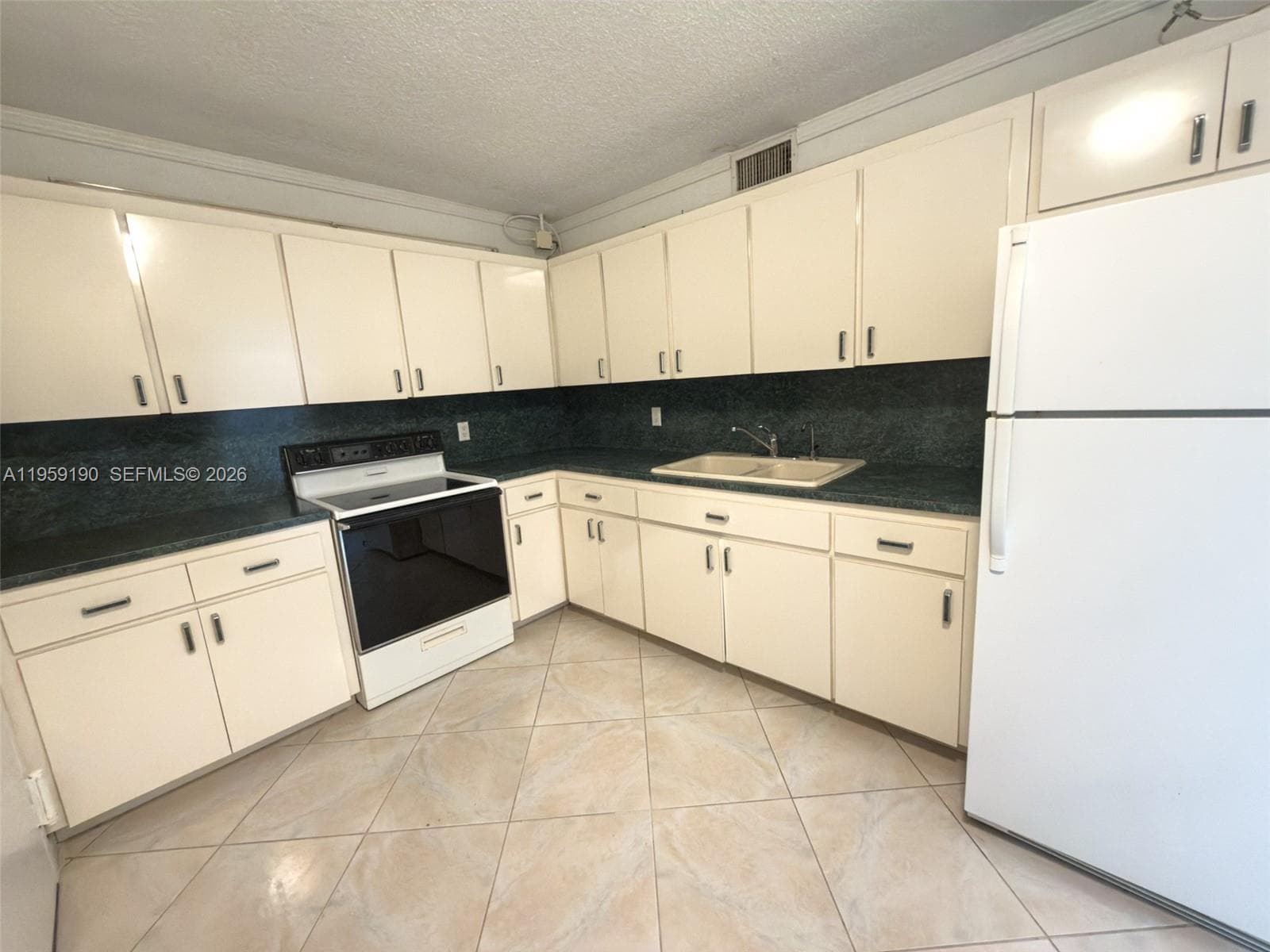5750 Collins Ave # 6J, Miami Beach FL 33140 — 18