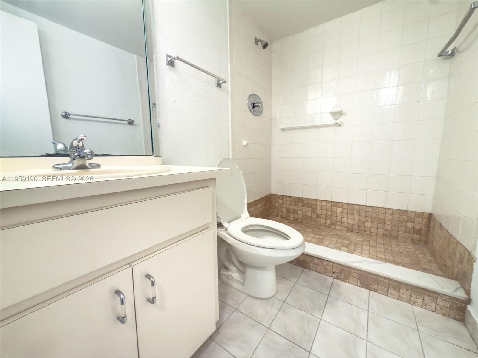 5750 Collins Ave # 6J, Miami Beach FL 33140 — 25