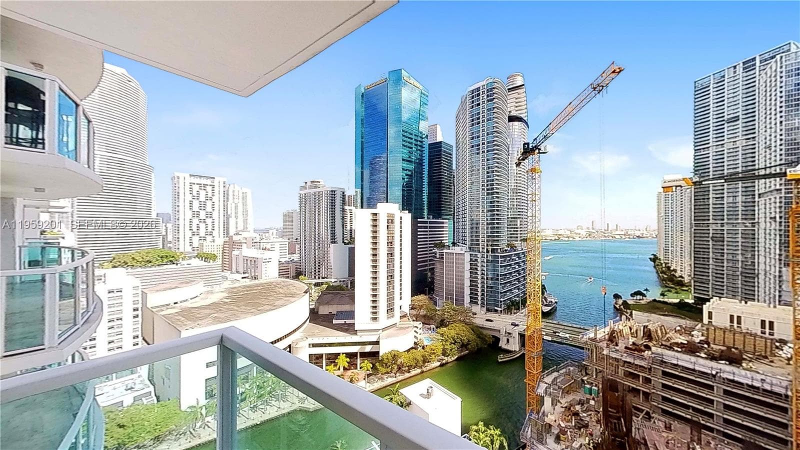 31 SE 5th St # 2408, Miami FL 33131 — 22