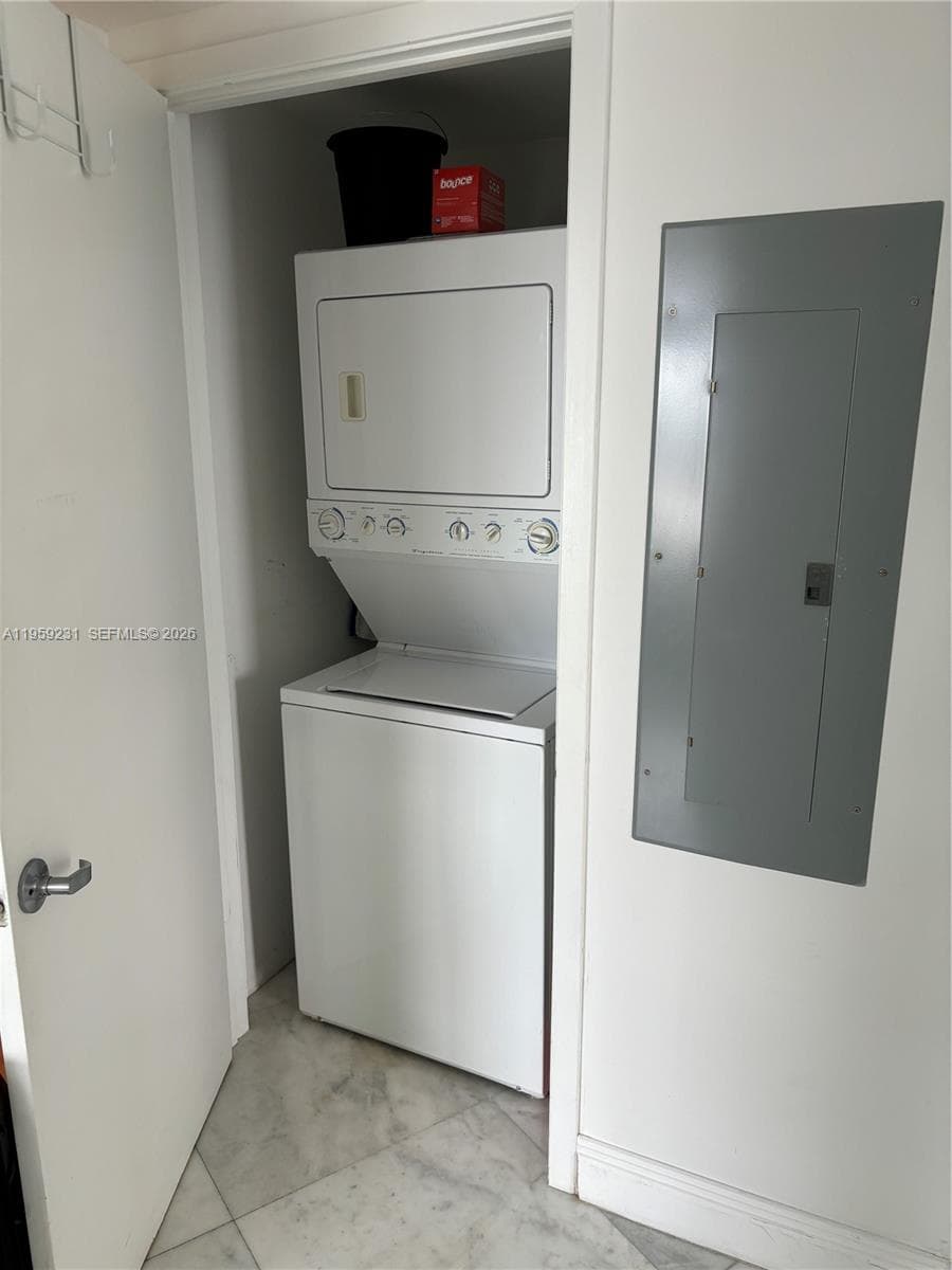 18201 Collins Ave # 801, Sunny Isles Beach FL 33160 — 11