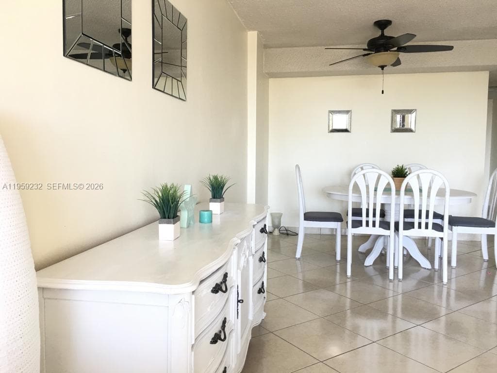 3660 NE 166th St # 611, North Miami Beach FL 33160 — 14