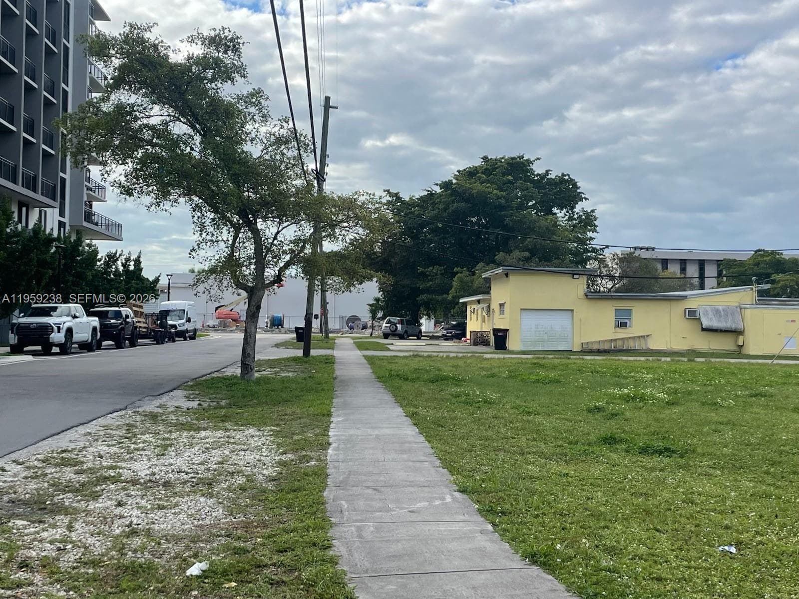 12610 NE 11th Ave, North Miami FL 33161 — 6
