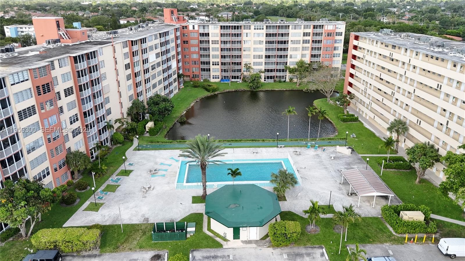 1750 NE 191st St # 1, Miami FL 33179 — 2
