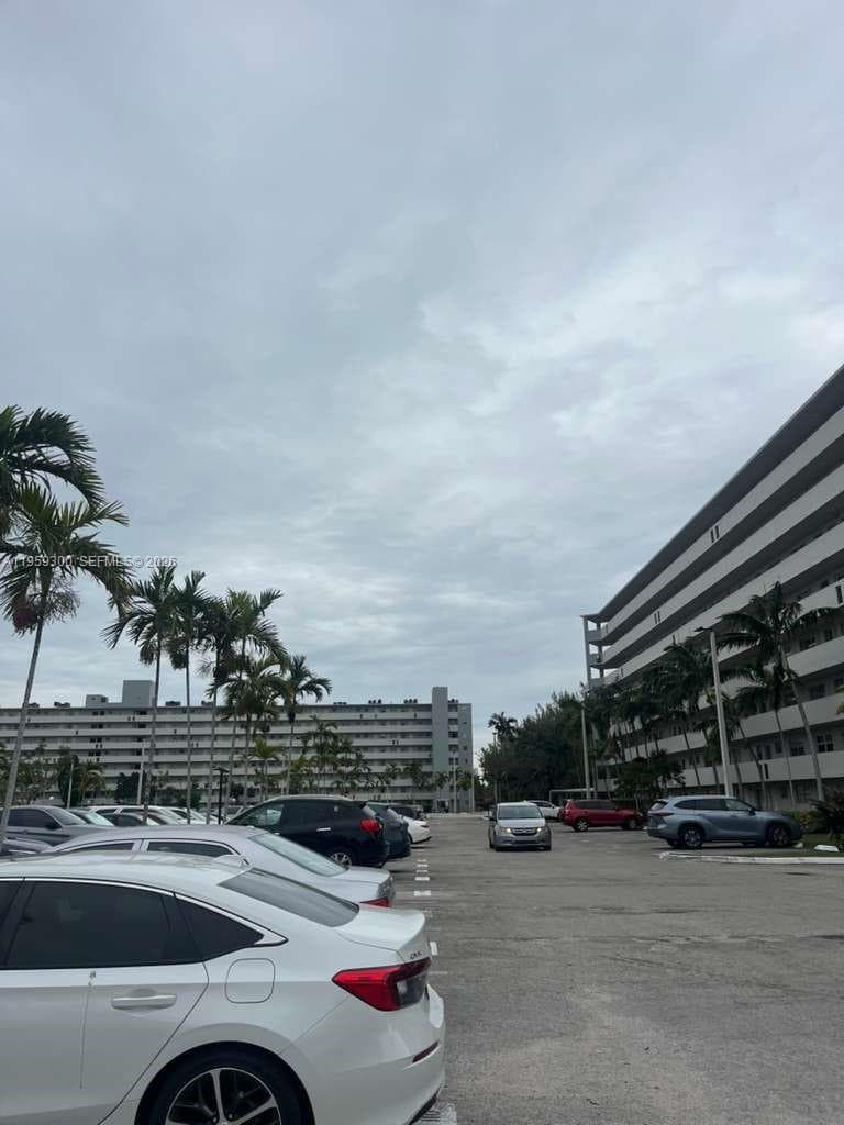 1750 NE 191st St # 1, Miami FL 33179 — 5