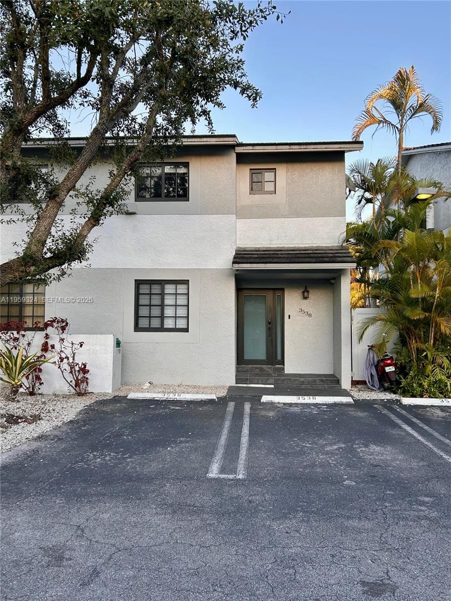 3538 SW 17th St # 1B, Miami FL 33145 — 2