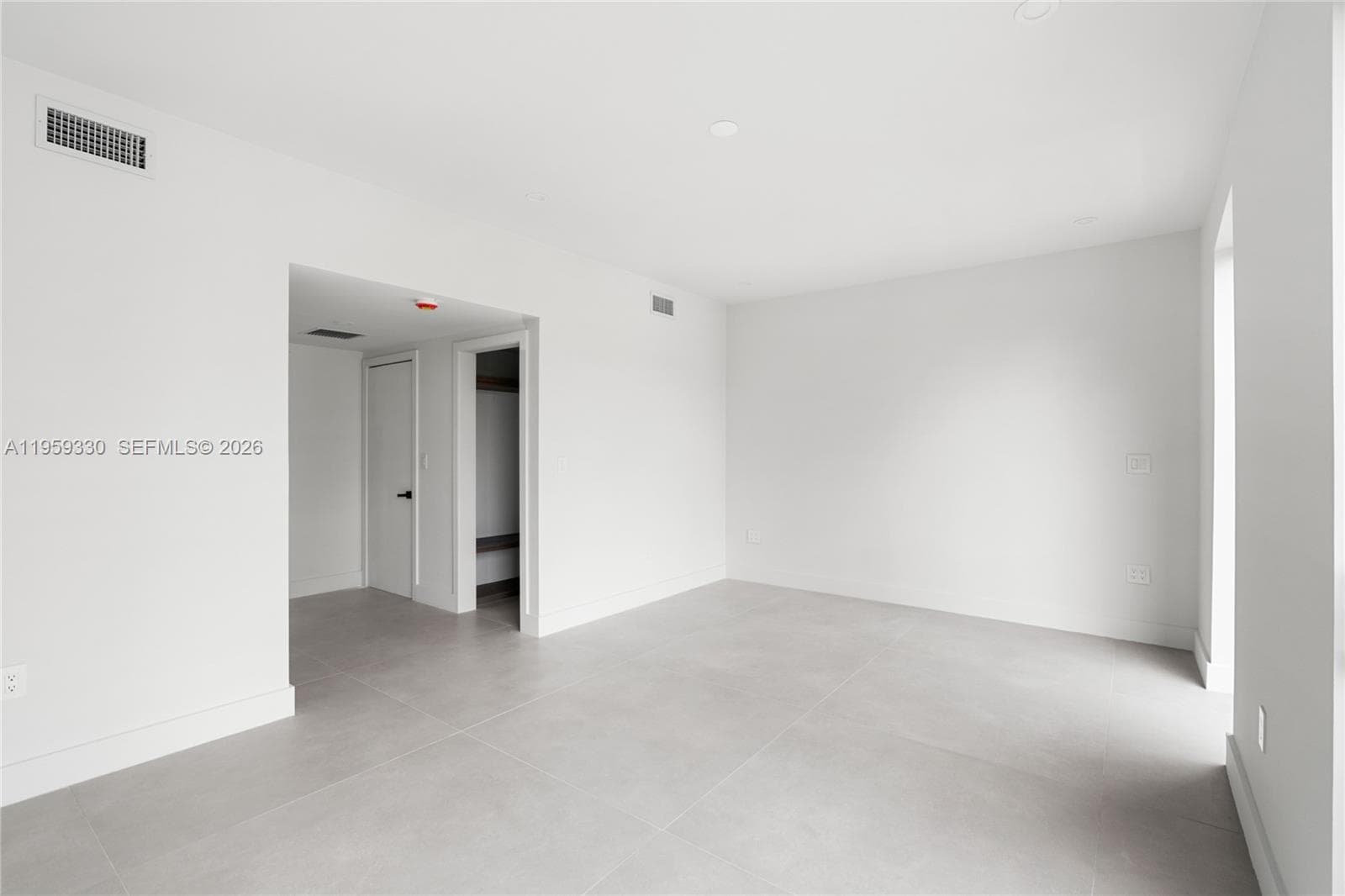 1431 SW 20th St, Miami FL 33145 — 28