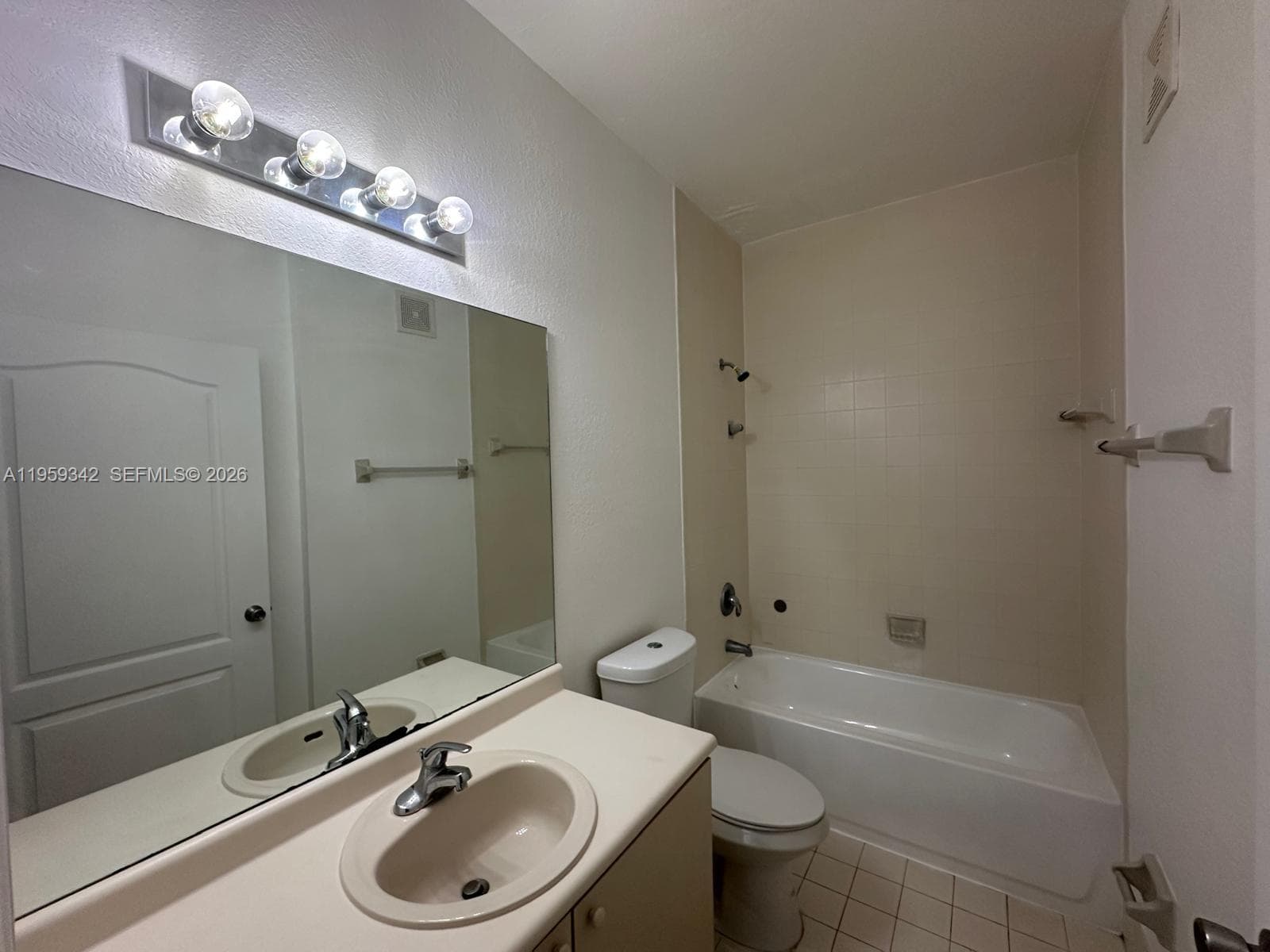 1661 SE 29th Ct # 104, Homestead FL 33035 — 13