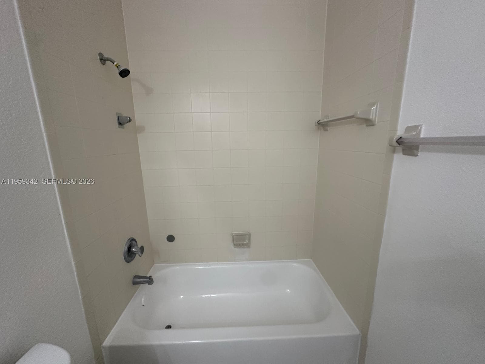 1661 SE 29th Ct # 104, Homestead FL 33035 — 7
