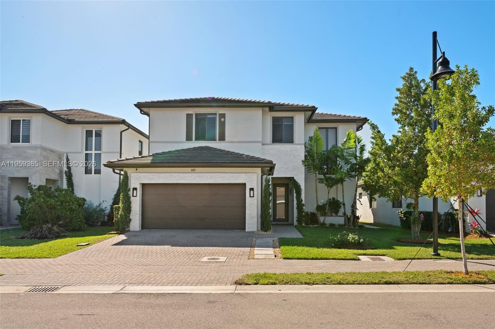 8118 NW 46th Ter, Doral FL 33166 — 1