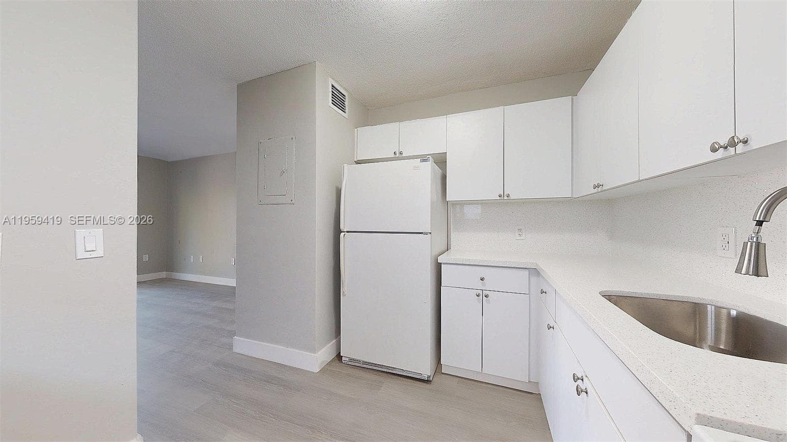 329 SW 9th Ave, Miami FL 33130 — 71