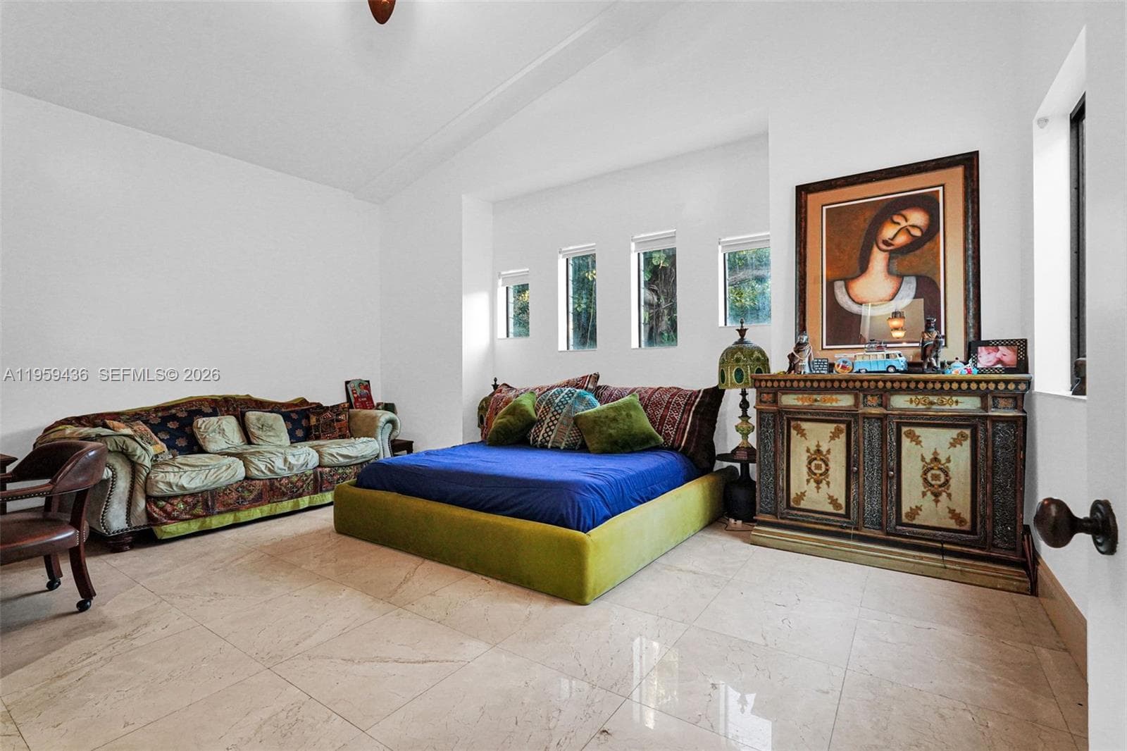 3675 Loquat Ave, Miami FL 33133 — 53