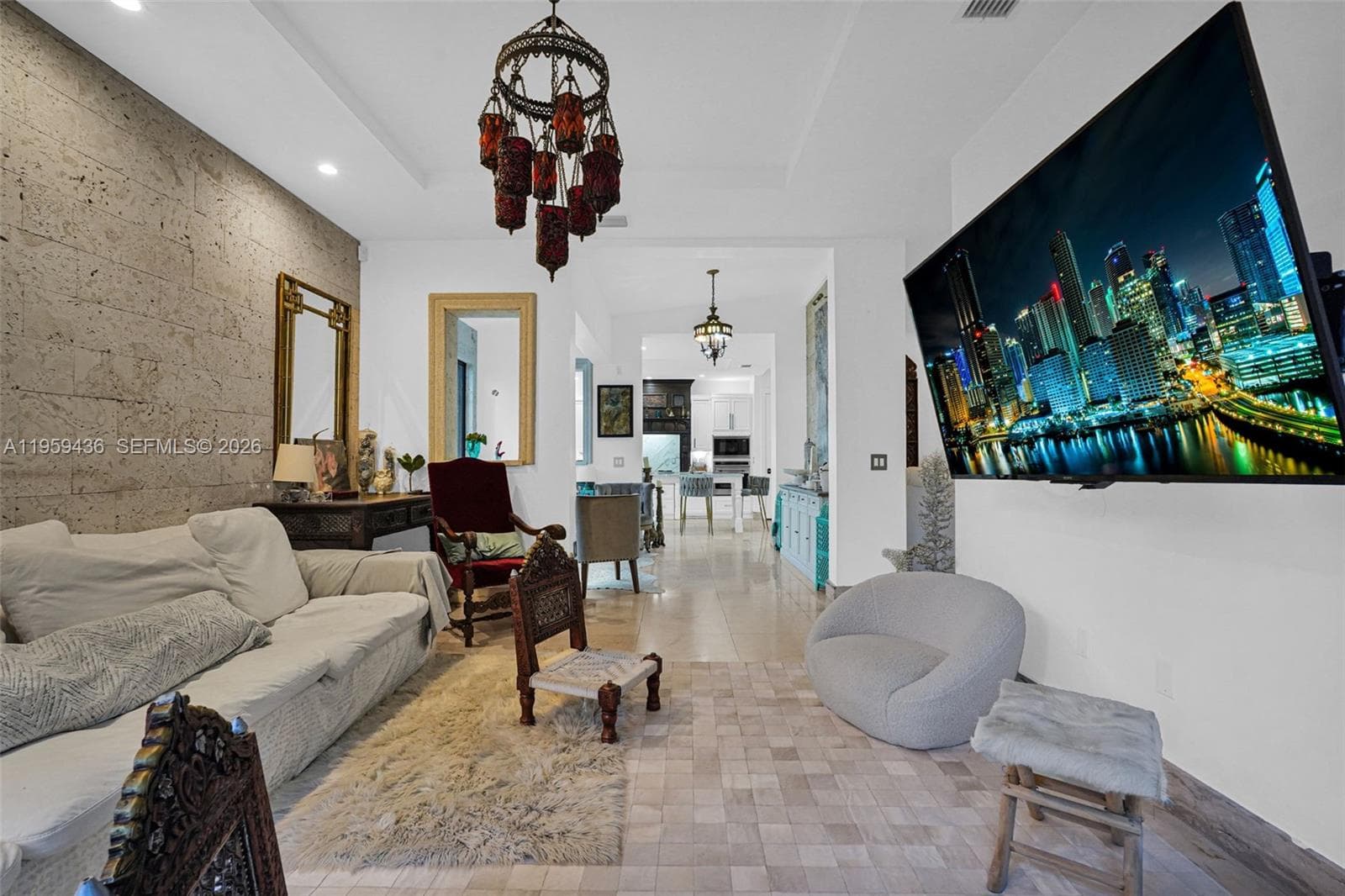 3675 Loquat Ave, Miami FL 33133 — 40