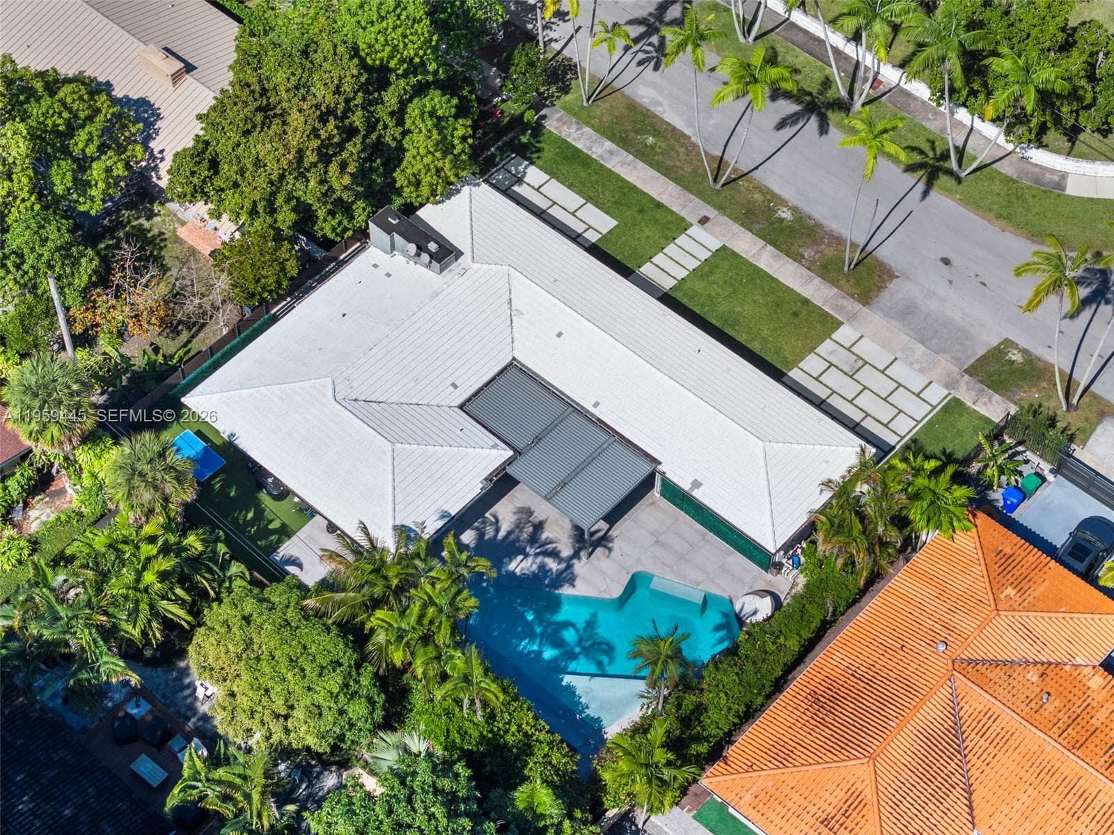 1040 NE 86th St, Miami FL 33138 — 48