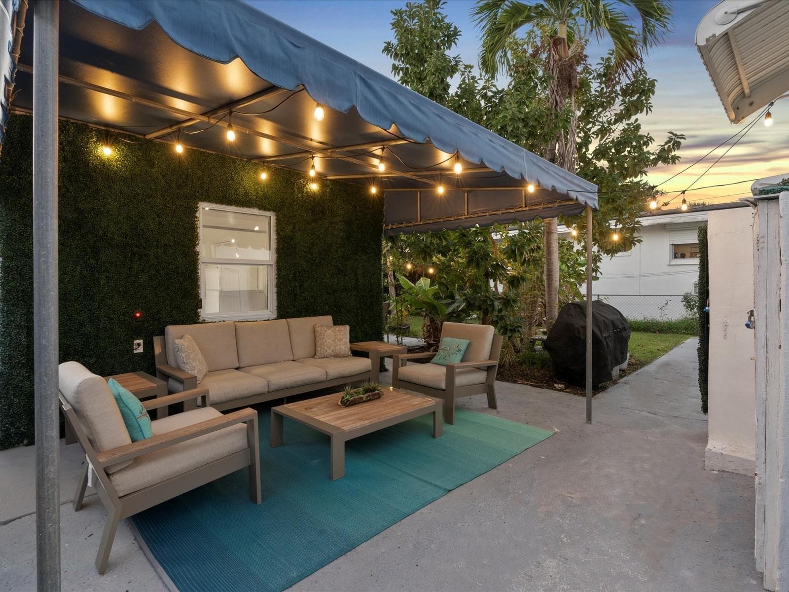 9232 Harding Avenue, Surfside FL 33154 — 22