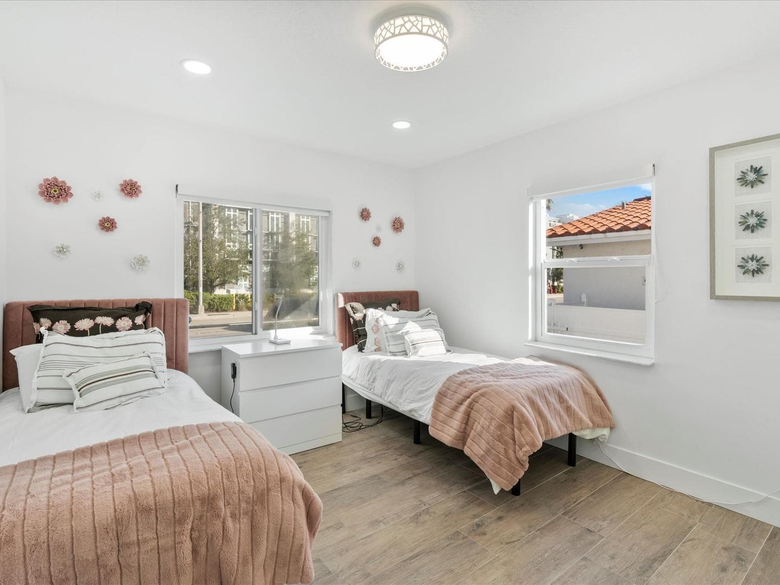 9232 Harding Avenue, Surfside FL 33154 — 15