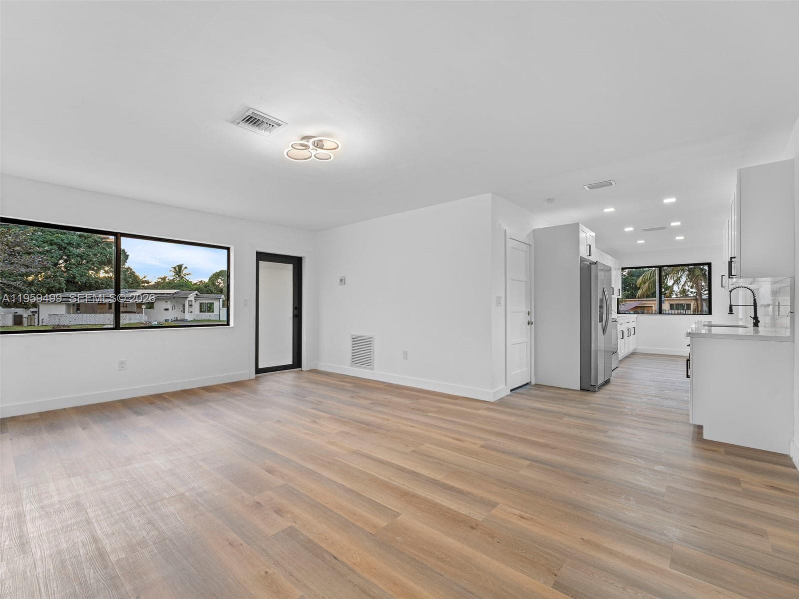 14545 Garden Dr, Miami FL 33168 — 14
