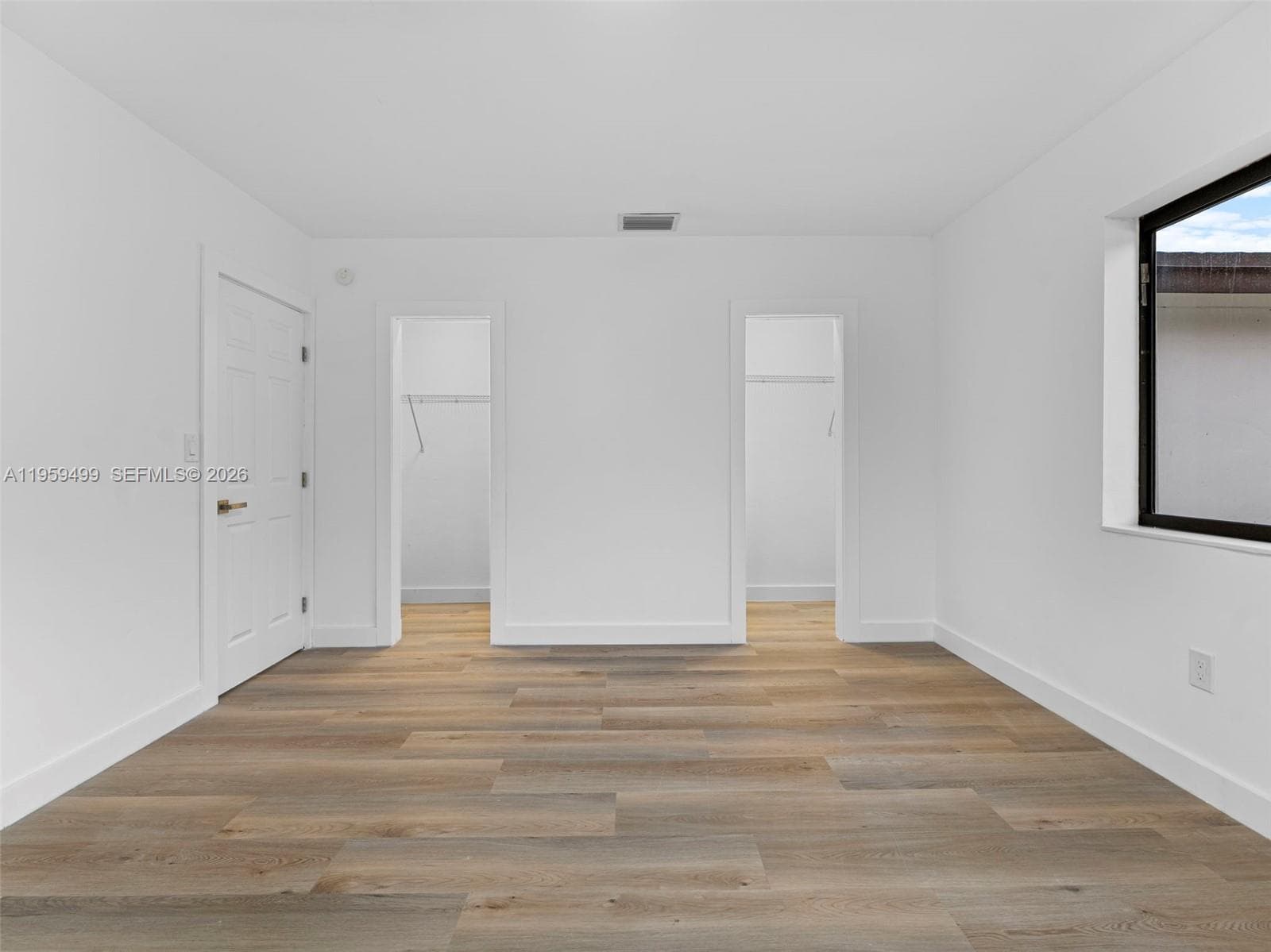 14545 Garden Dr, Miami FL 33168 — 18