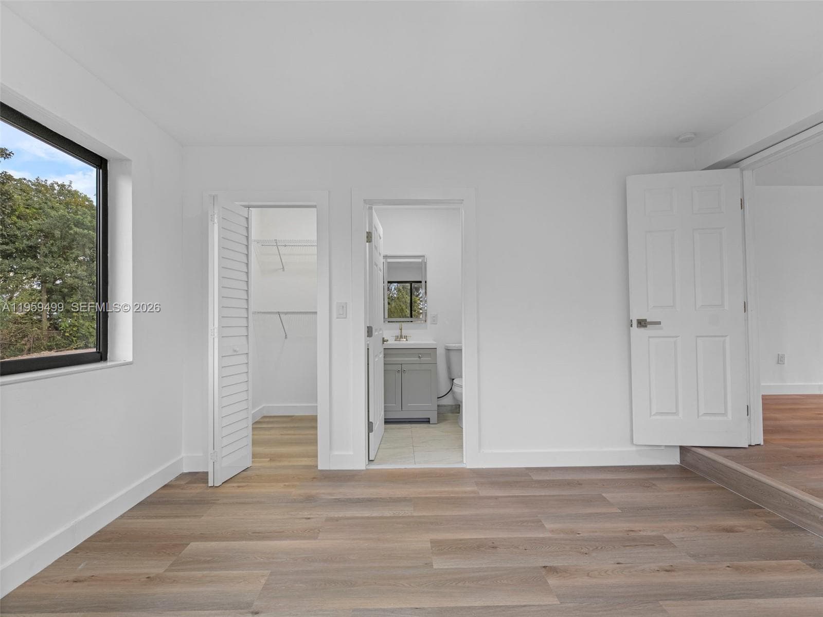 14545 Garden Dr, Miami FL 33168 — 11