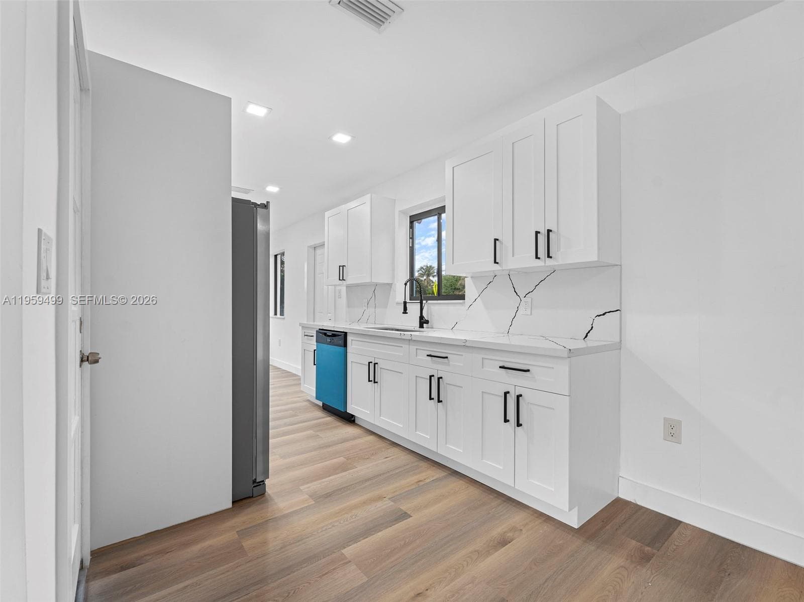 14545 Garden Dr, Miami FL 33168 — 4