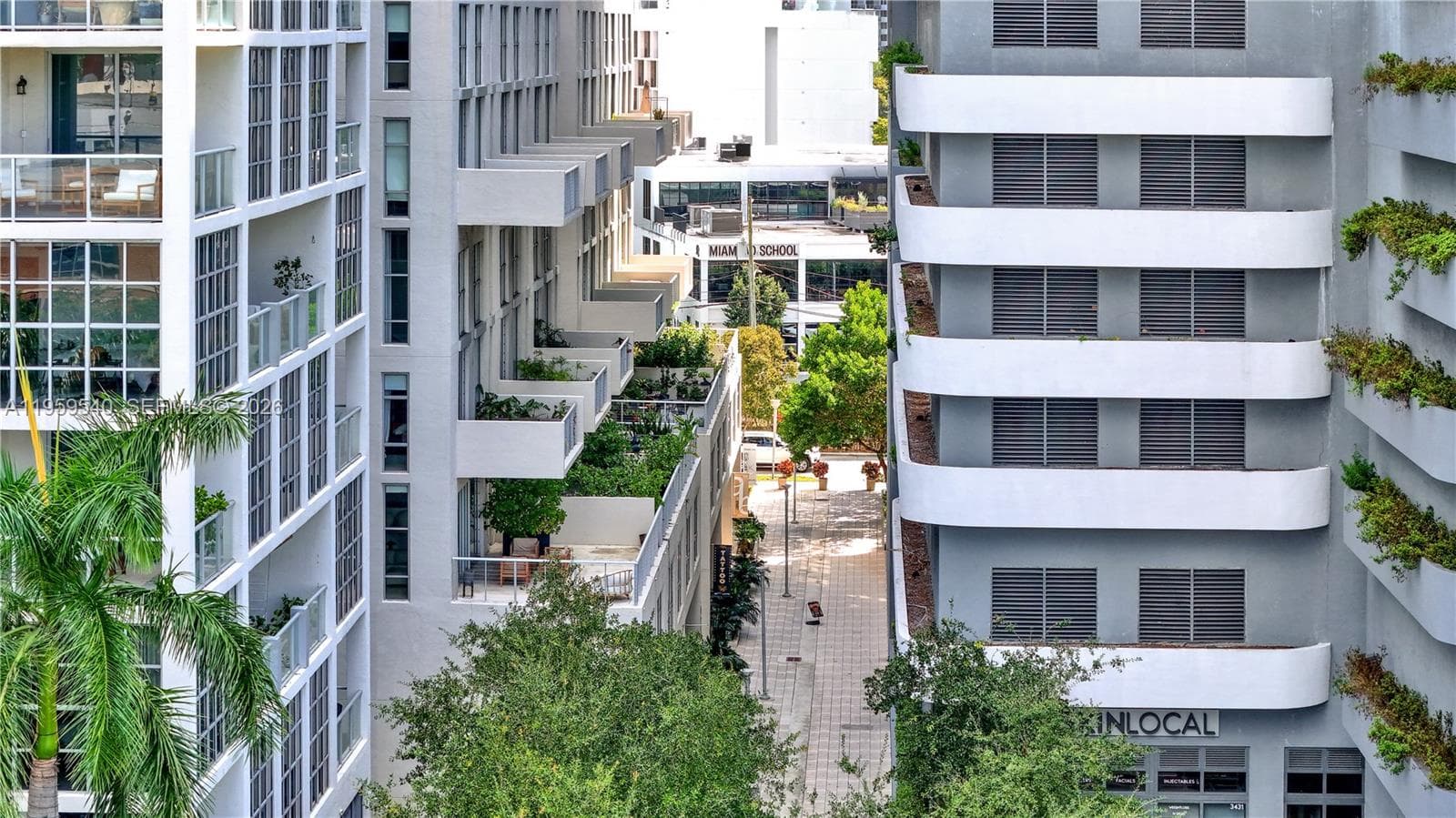 3449 NE 1st Ave # 110, Miami FL 33137 — 33