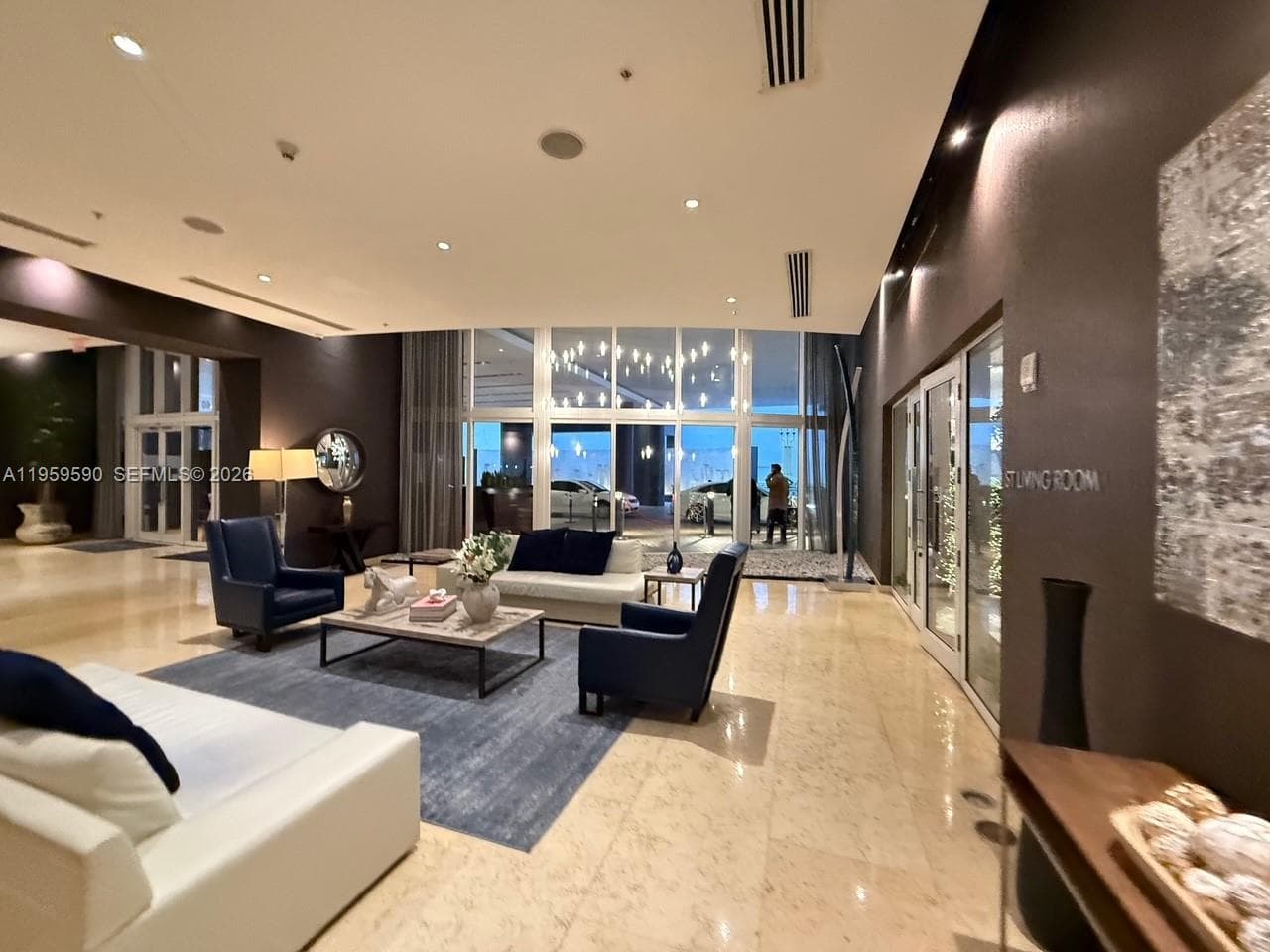 Brickell Cafe confidential, Miami FL 33130 — 6