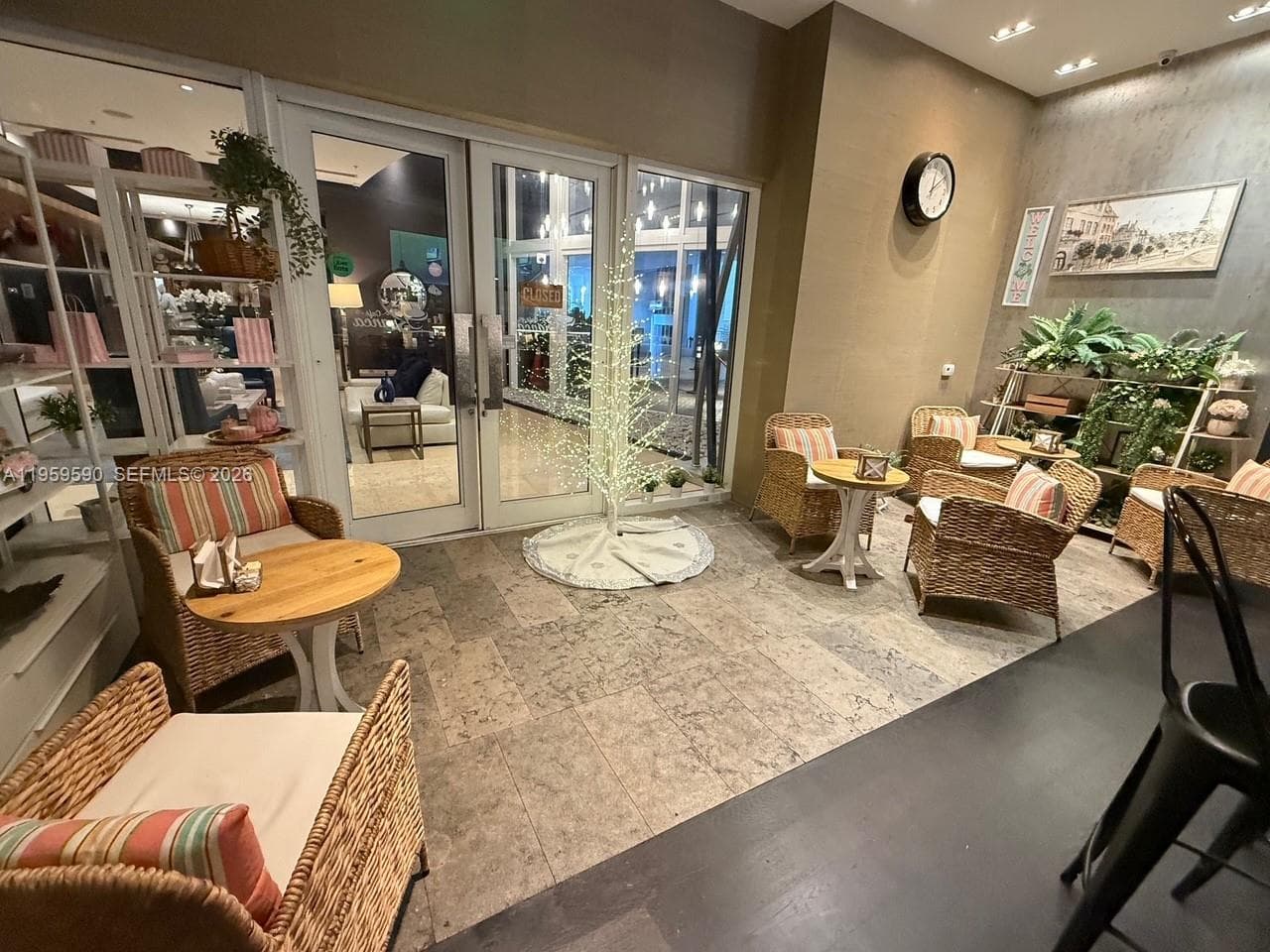 Brickell Cafe confidential, Miami FL 33130 — 1