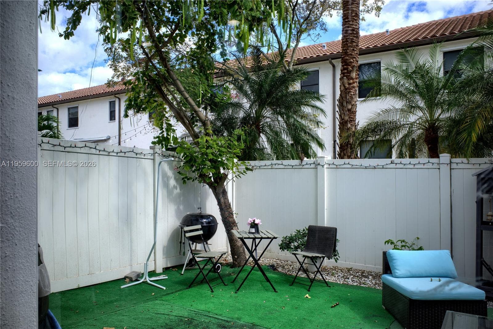 8915 W 35th Ave, Hialeah FL 33018 — 12