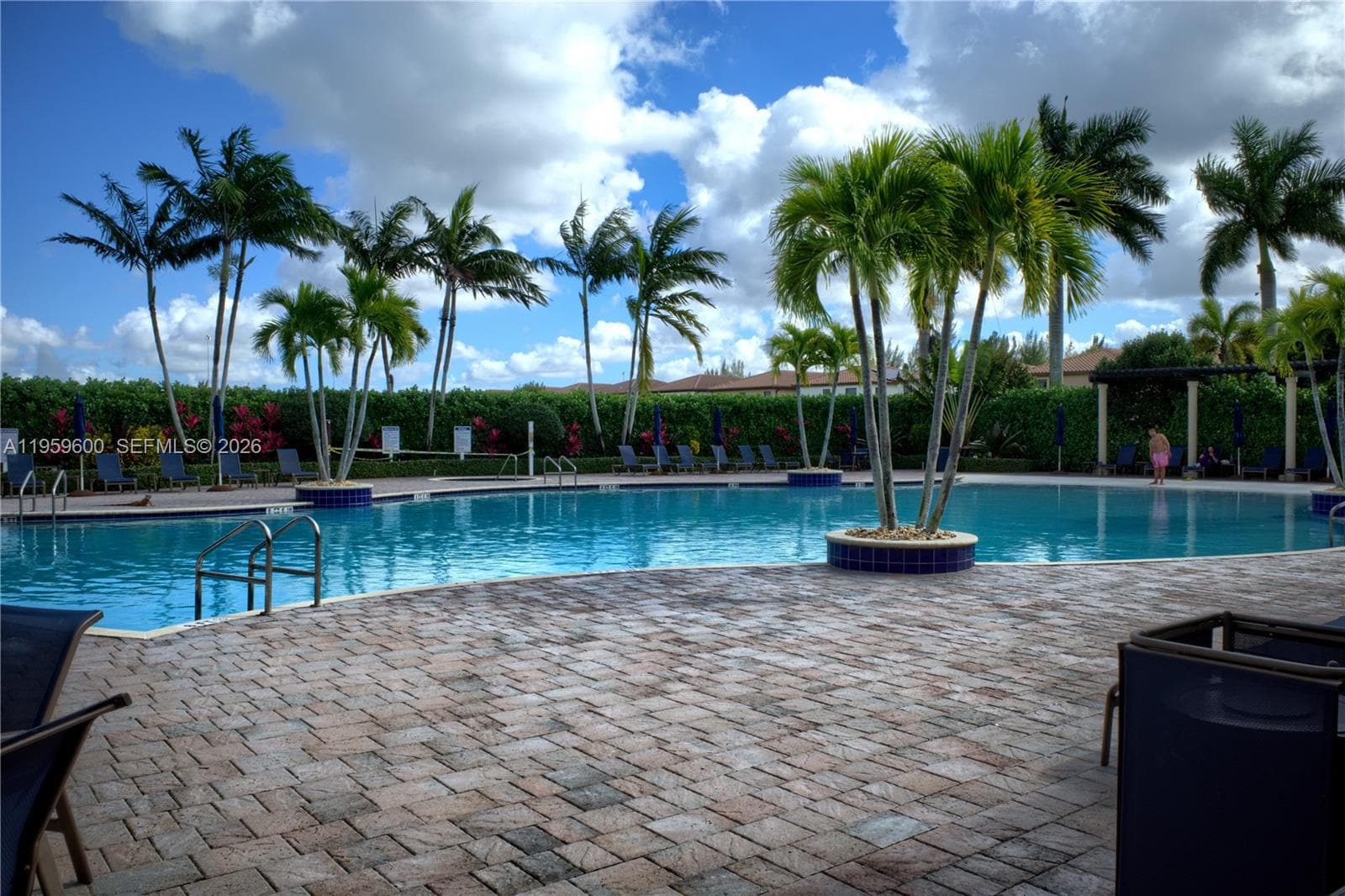 8915 W 35th Ave, Hialeah FL 33018 — 36