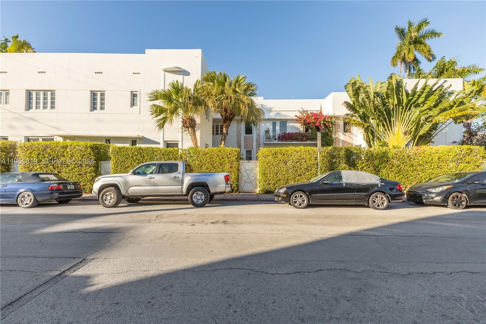 711 14th St # 4, Miami Beach FL 33139 — 19