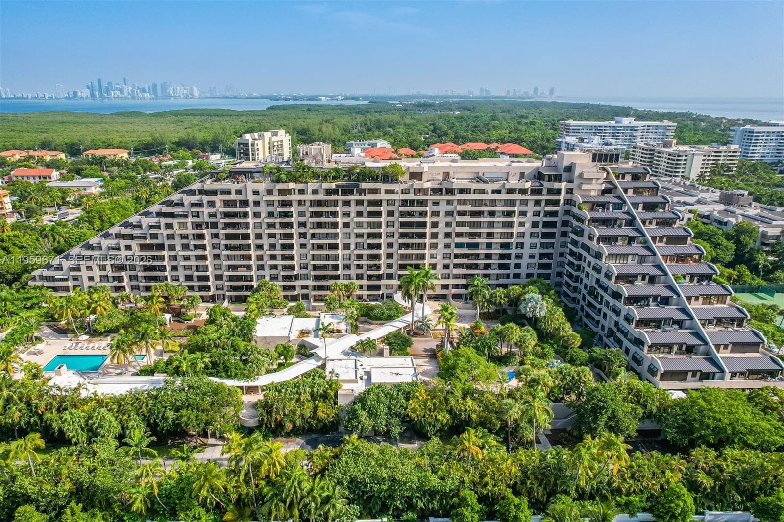 151 Crandon Blvd # 802, Key Biscayne FL 33149 — 37