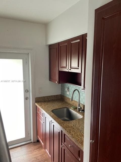 2121 Biarritz Dr # 5, Miami Beach FL 33141 — 1