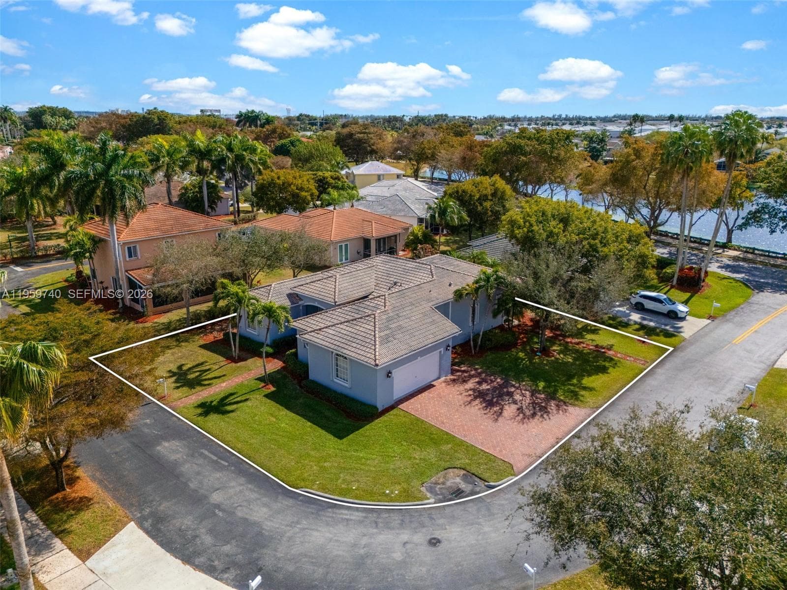 2570 SE 4th Pl, Homestead FL 33033 — 48