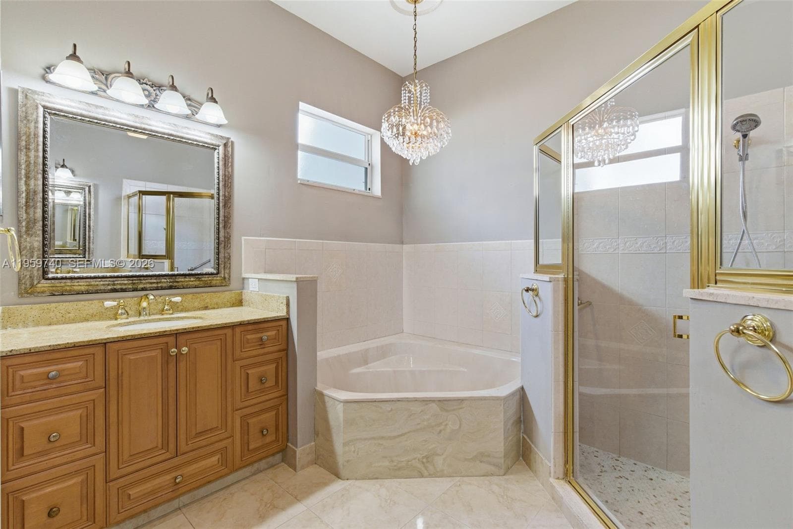 2570 SE 4th Pl, Homestead FL 33033 — 39