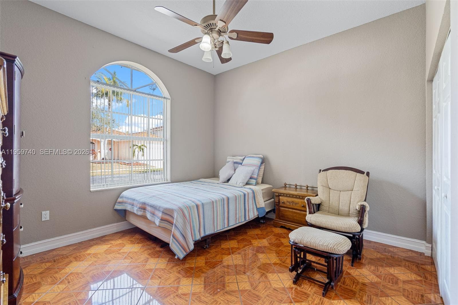 2570 SE 4th Pl, Homestead FL 33033 — 25