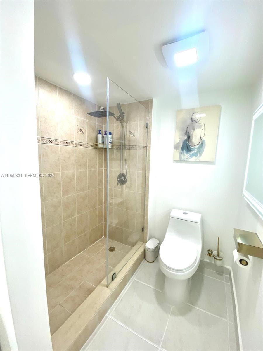 210 174th St # 403, Sunny Isles Beach FL 33160 — 16