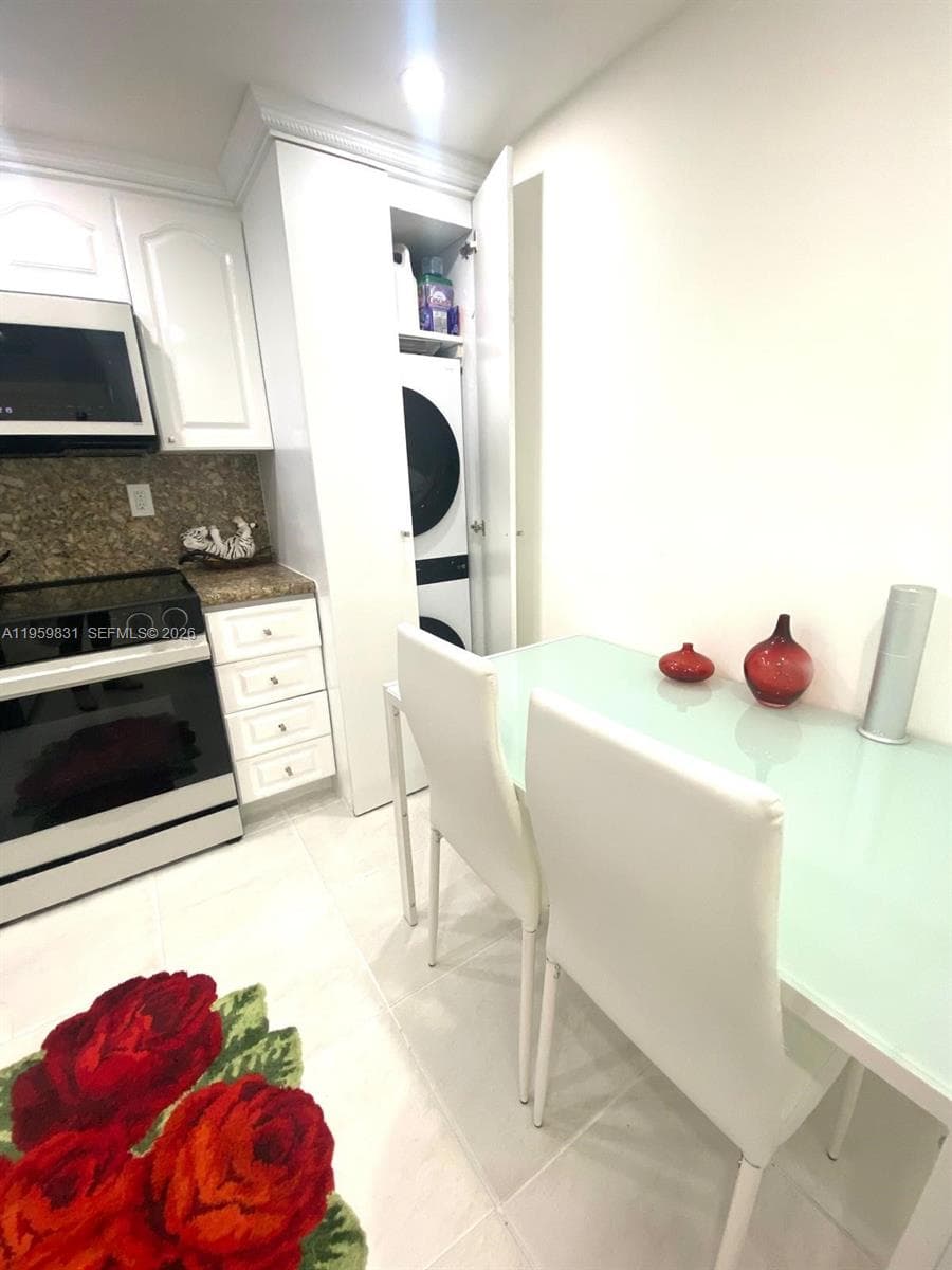 210 174th St # 403, Sunny Isles Beach FL 33160 — 41