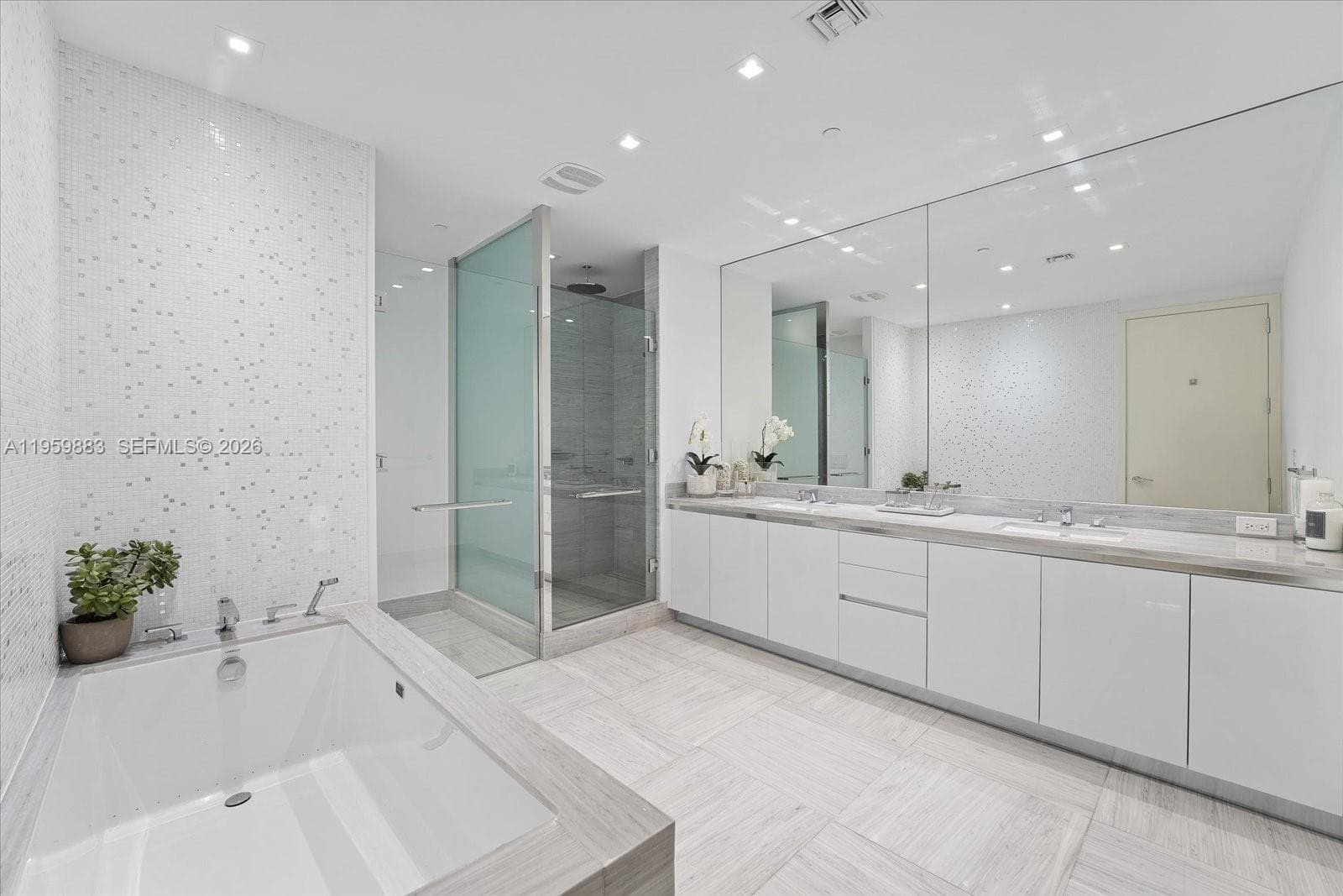 16901 Collins Ave # 2503, Sunny Isles Beach FL 33160 — 17